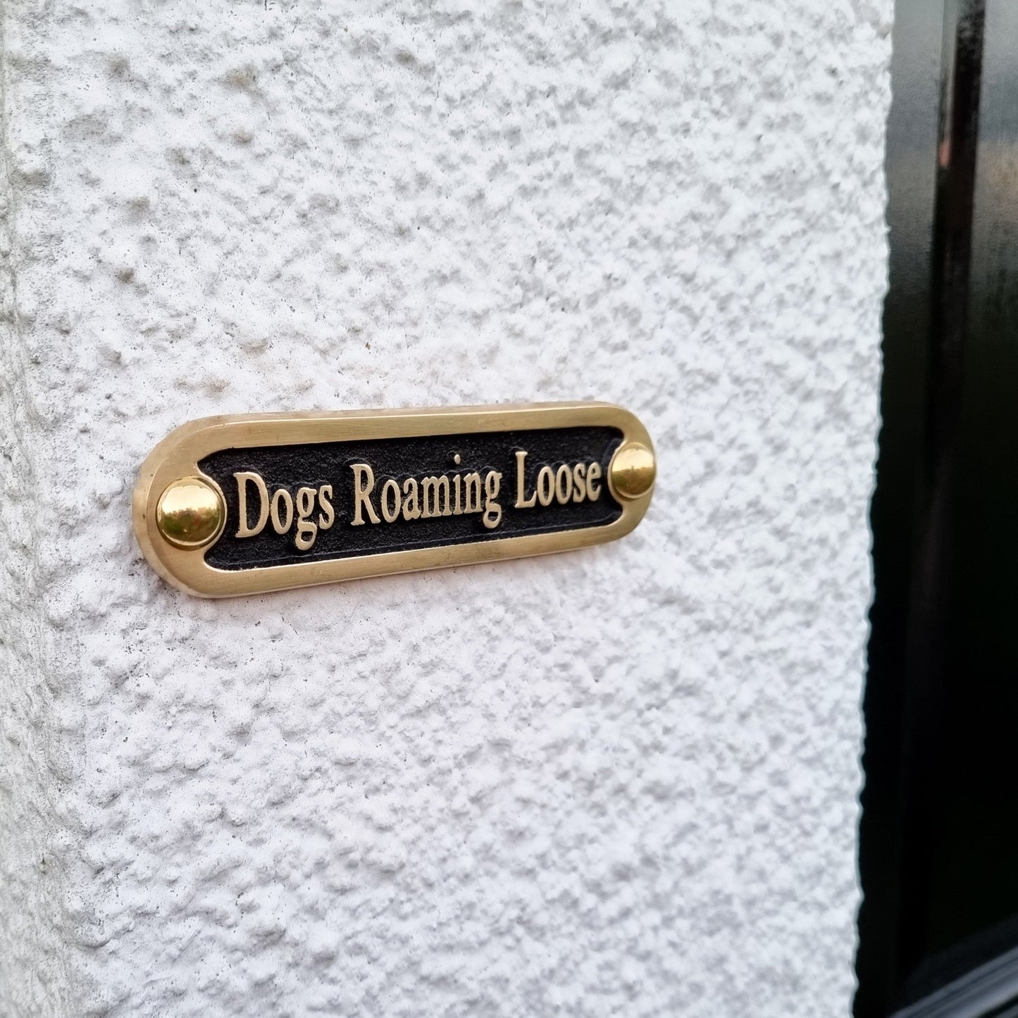 'Dogs Roaming Loose' Sign - The Metal Foundry