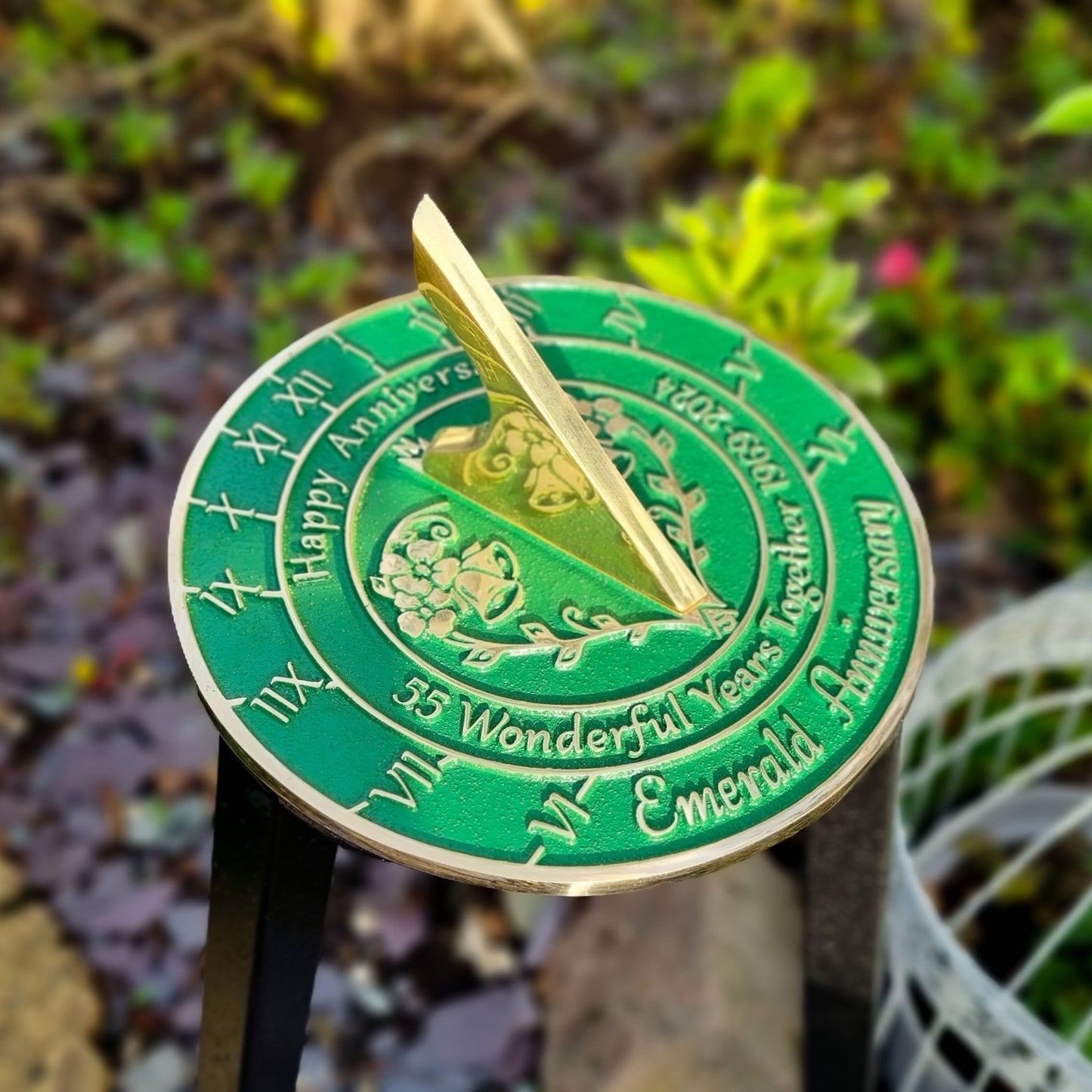 Emerald 55th Anniversary Sundial Gift - The Metal Foundry