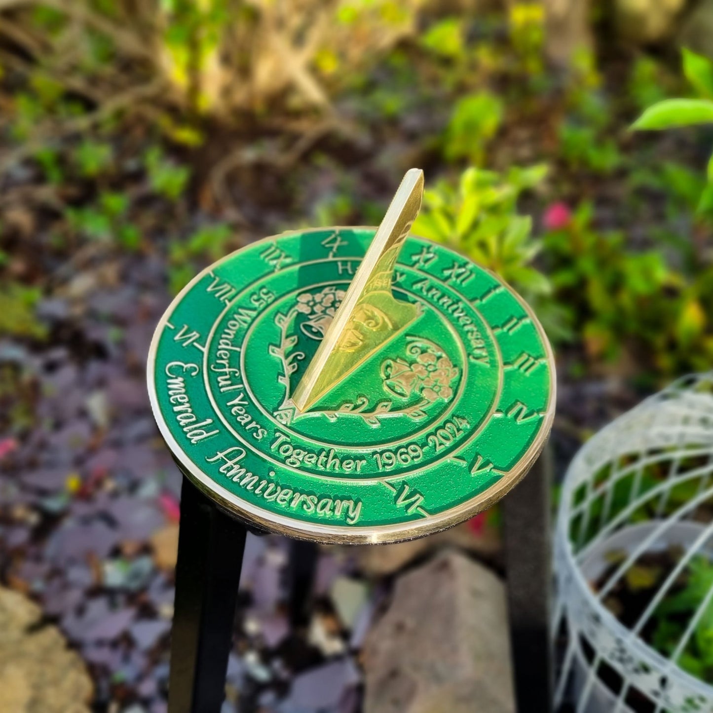 Emerald 55th Anniversary Sundial Gift - The Metal Foundry