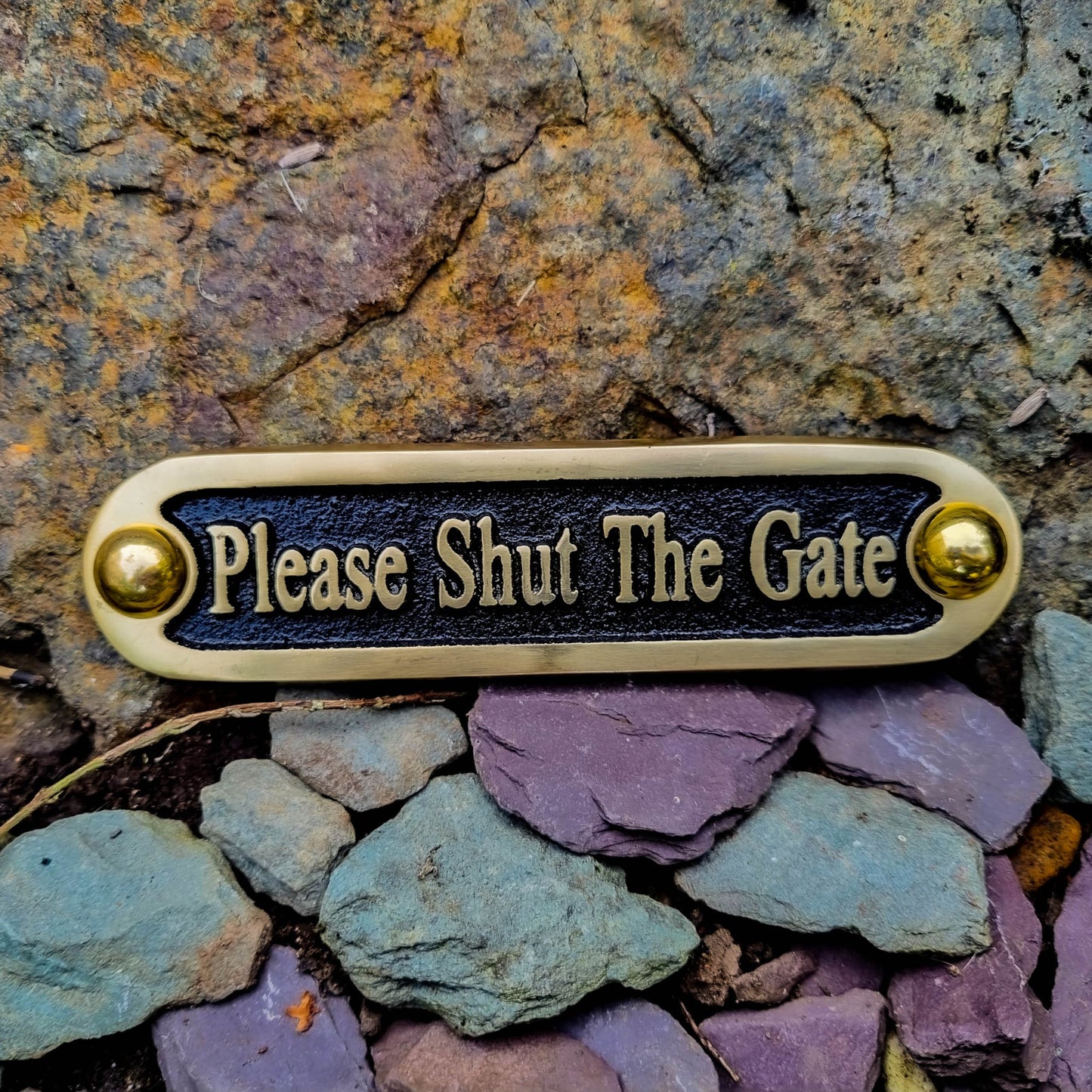 'Please Shut The Gate' Door Sign - The Metal Foundry